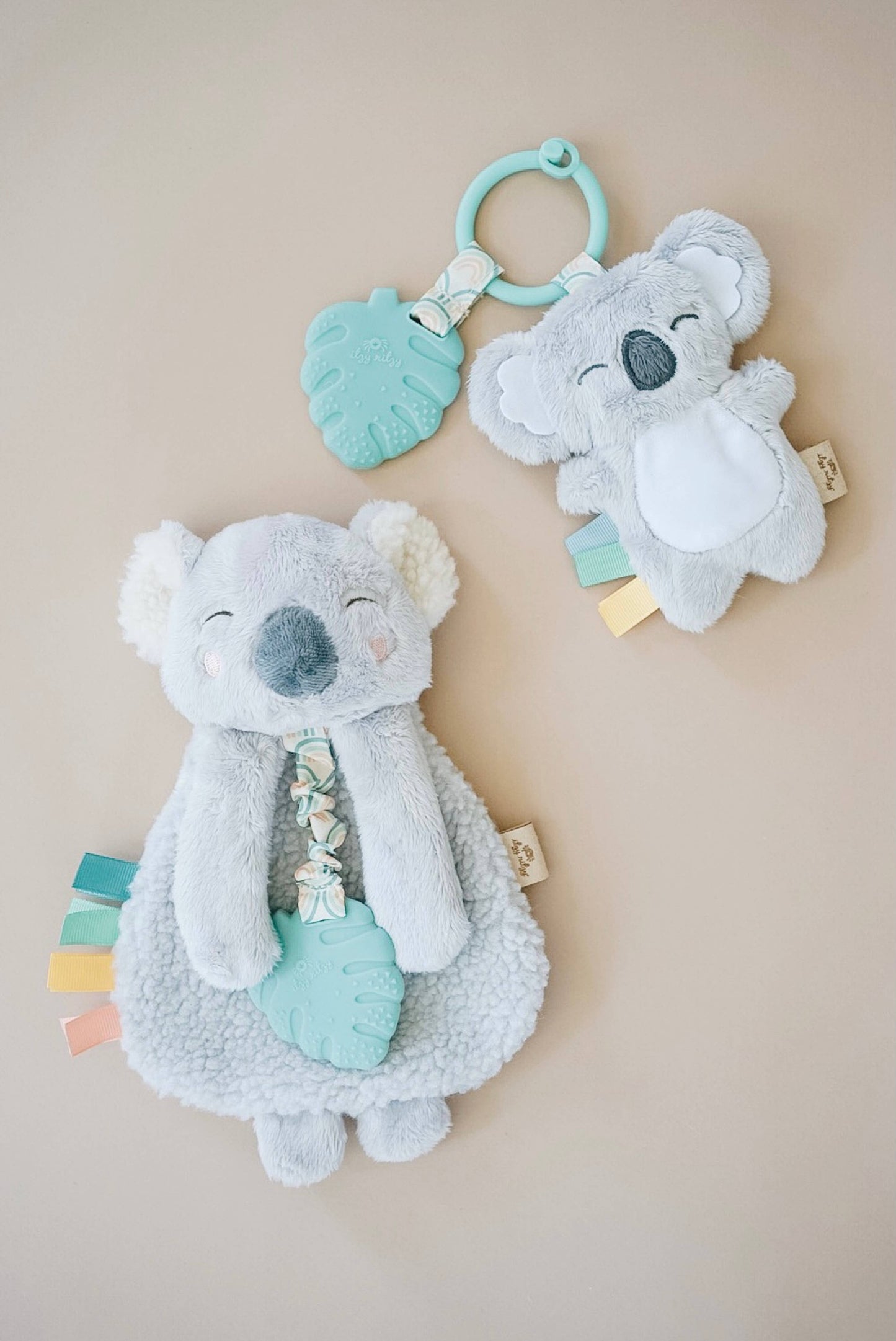 Itzy Pal™ Plush + Teether - Strawberry