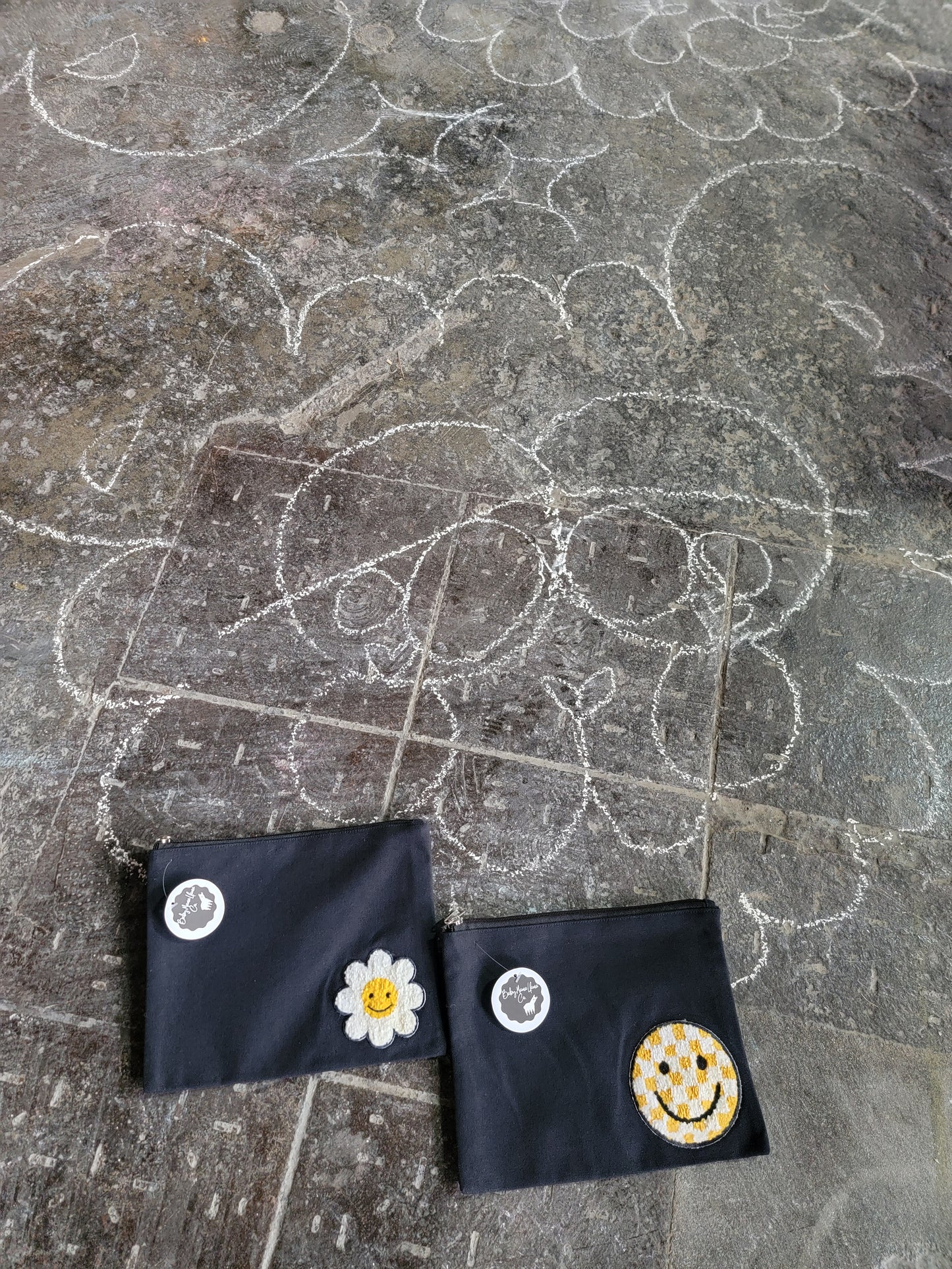Daisy Canvas Zipper Pouch