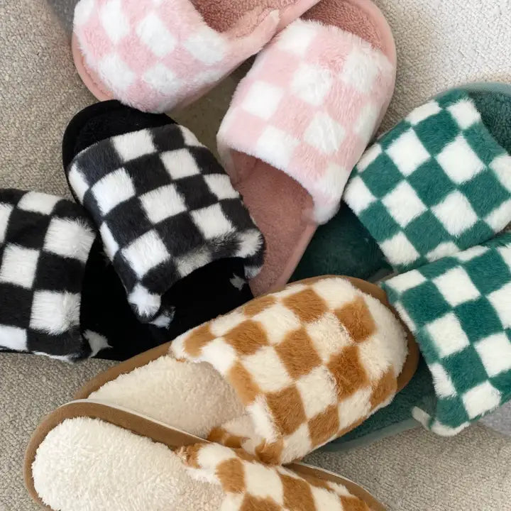 Checkered Pattern Cozy Slippers - Light Pink Only Available