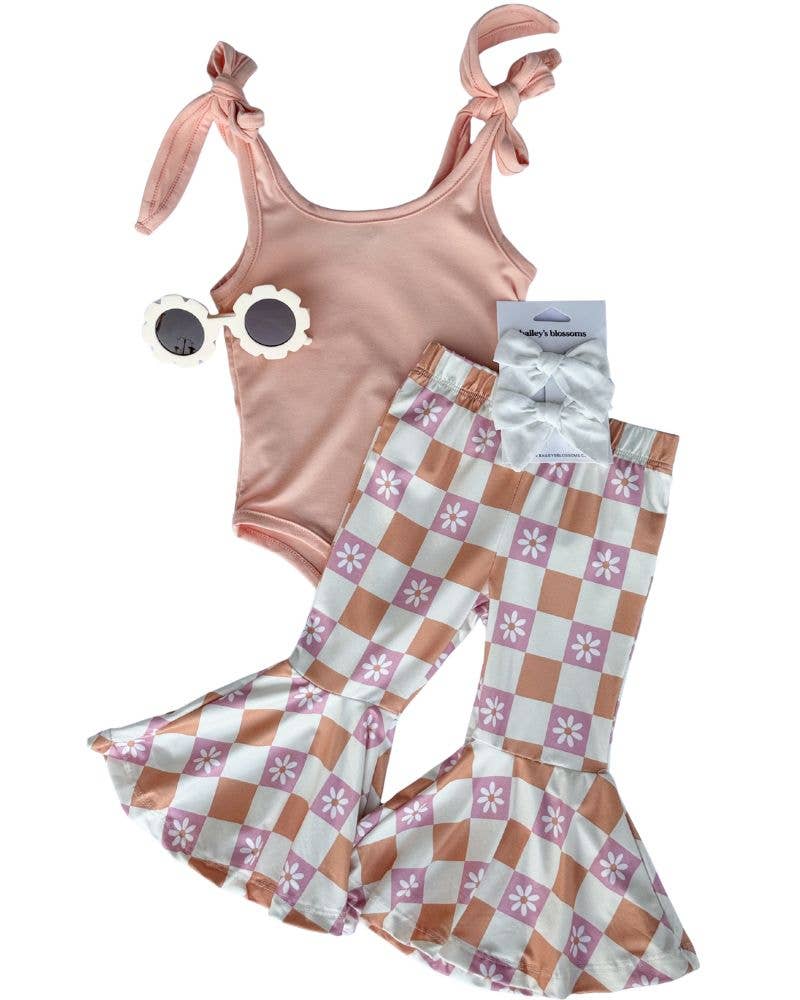 Keely Exaggerated Bell Bottoms - Daisy Check