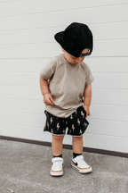 CLAY BOLT • SHORTS