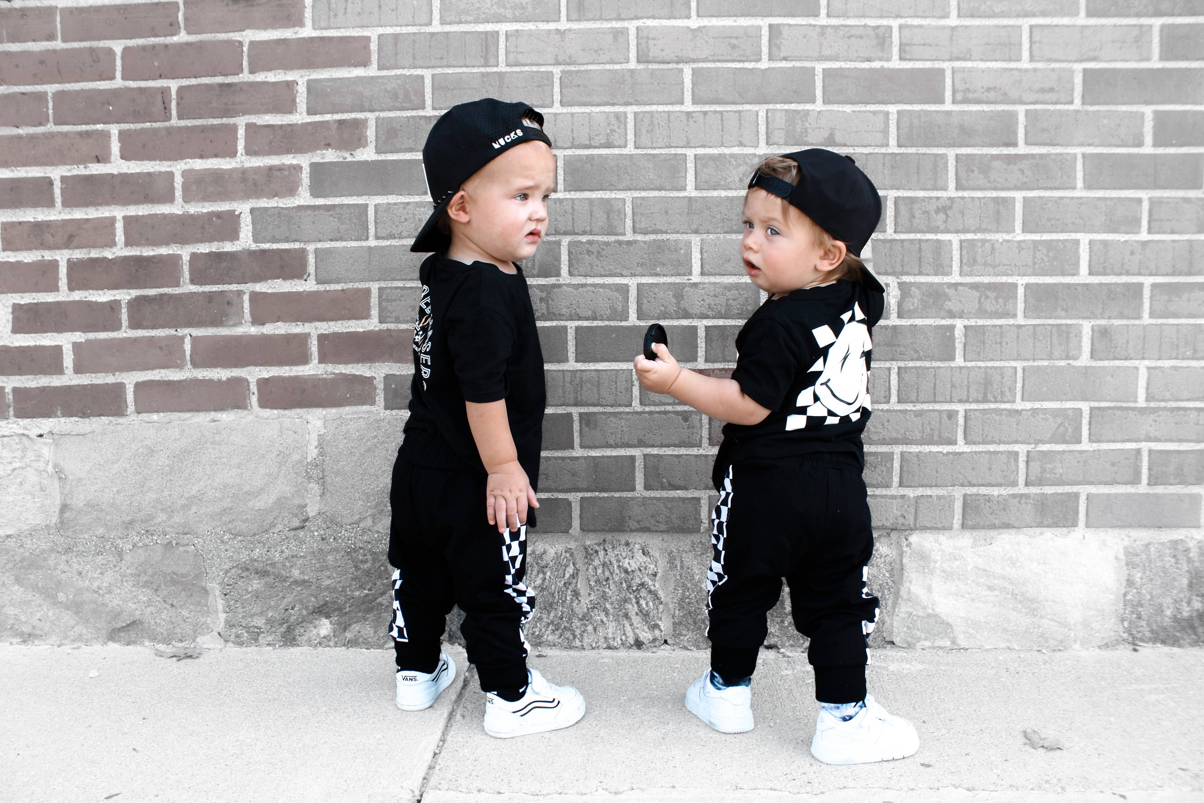 SIDE CHECK • BLACK JOGGERS