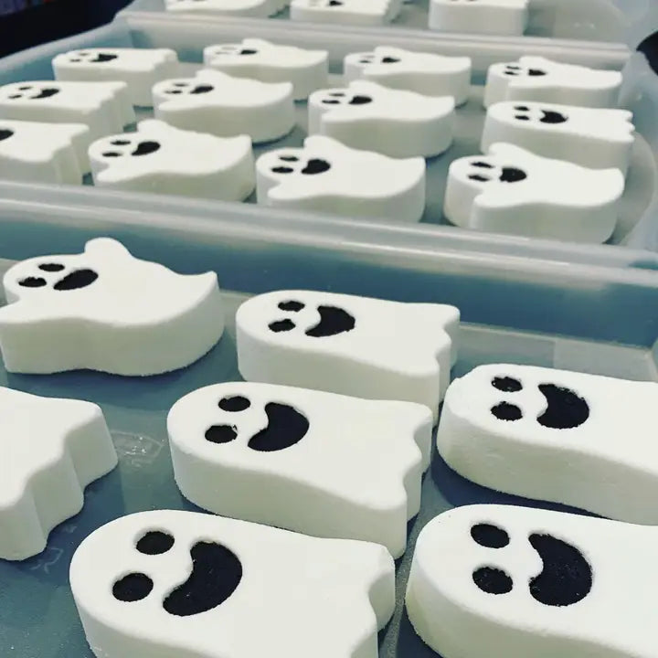 Ghosty Bath Bombs