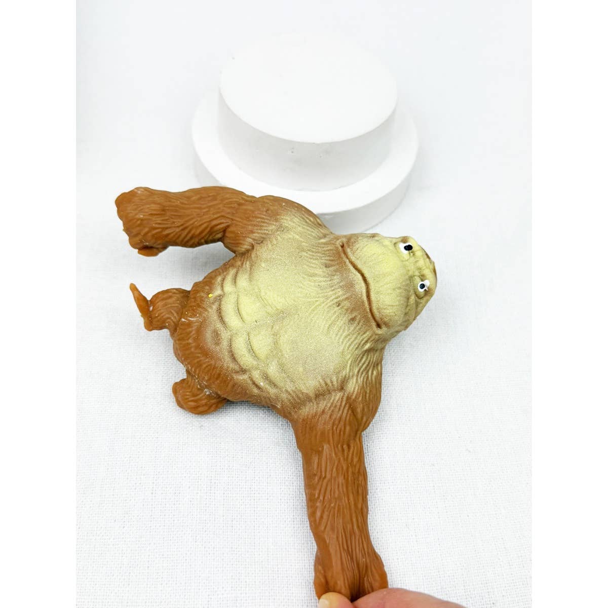 Stretchy Glue-Sand Filled Rubber Gorilla