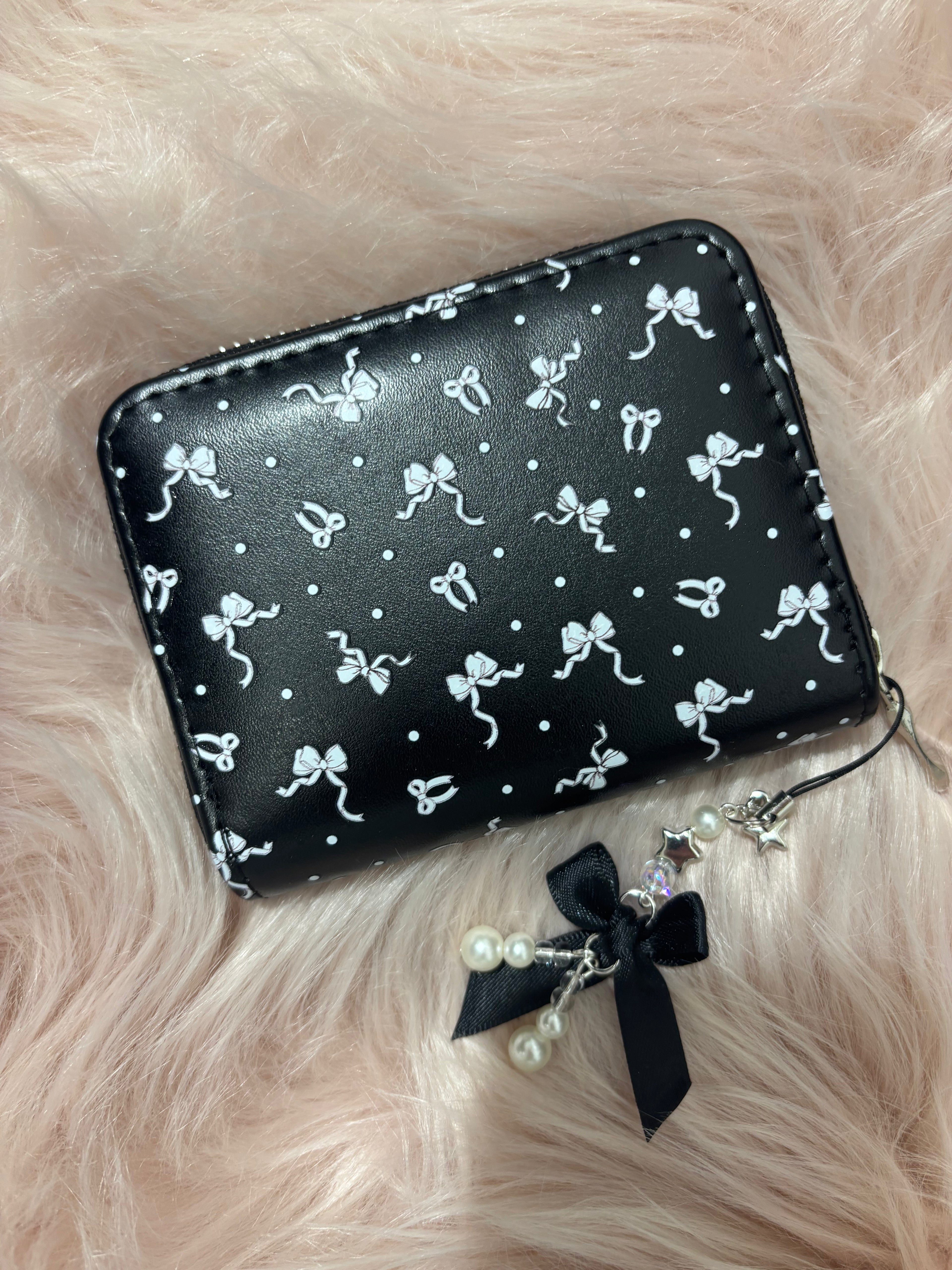 Bow Wallet - Black & White Full Zip