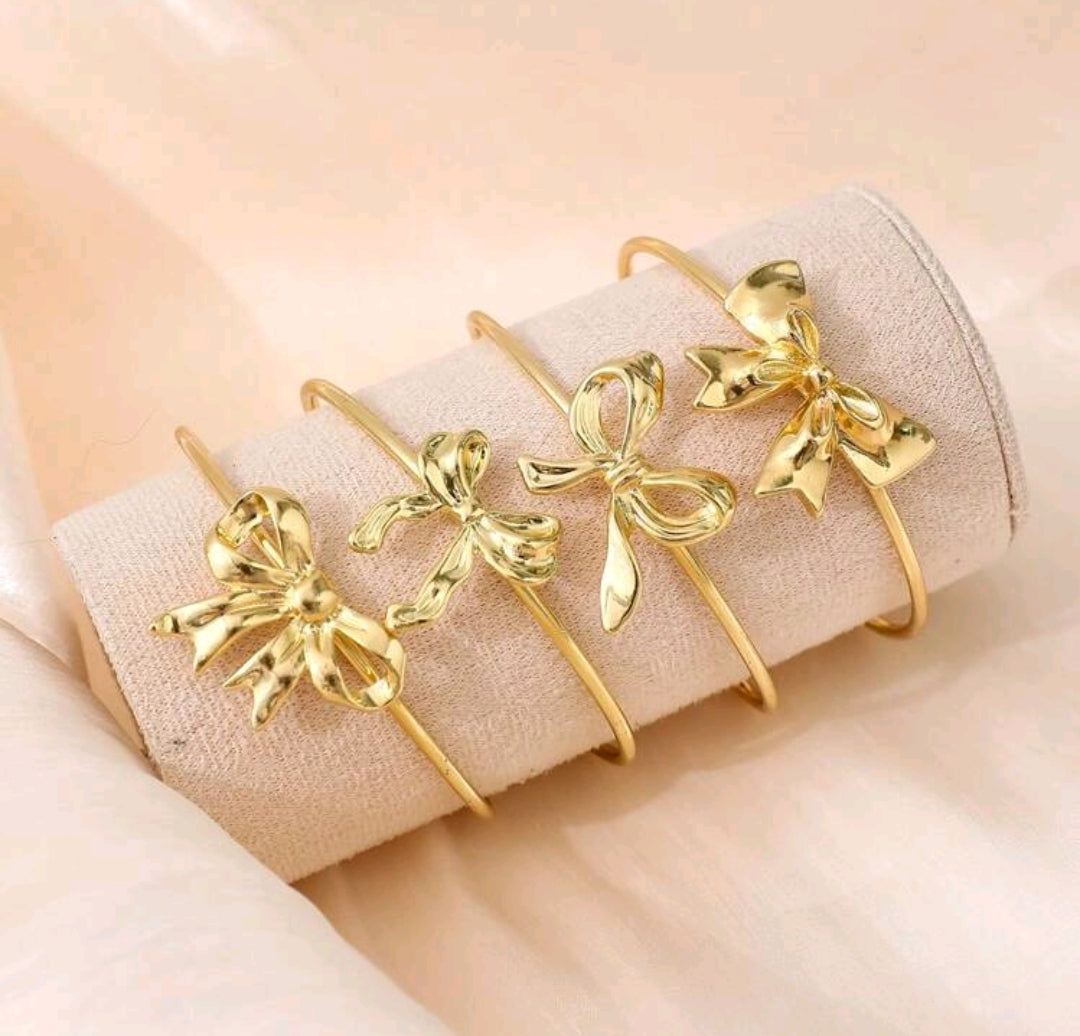 Gold Bangle Bow Bracelet