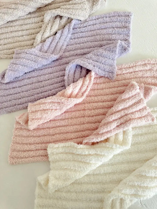 Phufy® Bliss Wave Mini Blanket