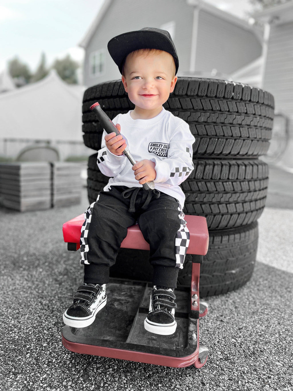 SIDE CHECK • BLACK JOGGERS