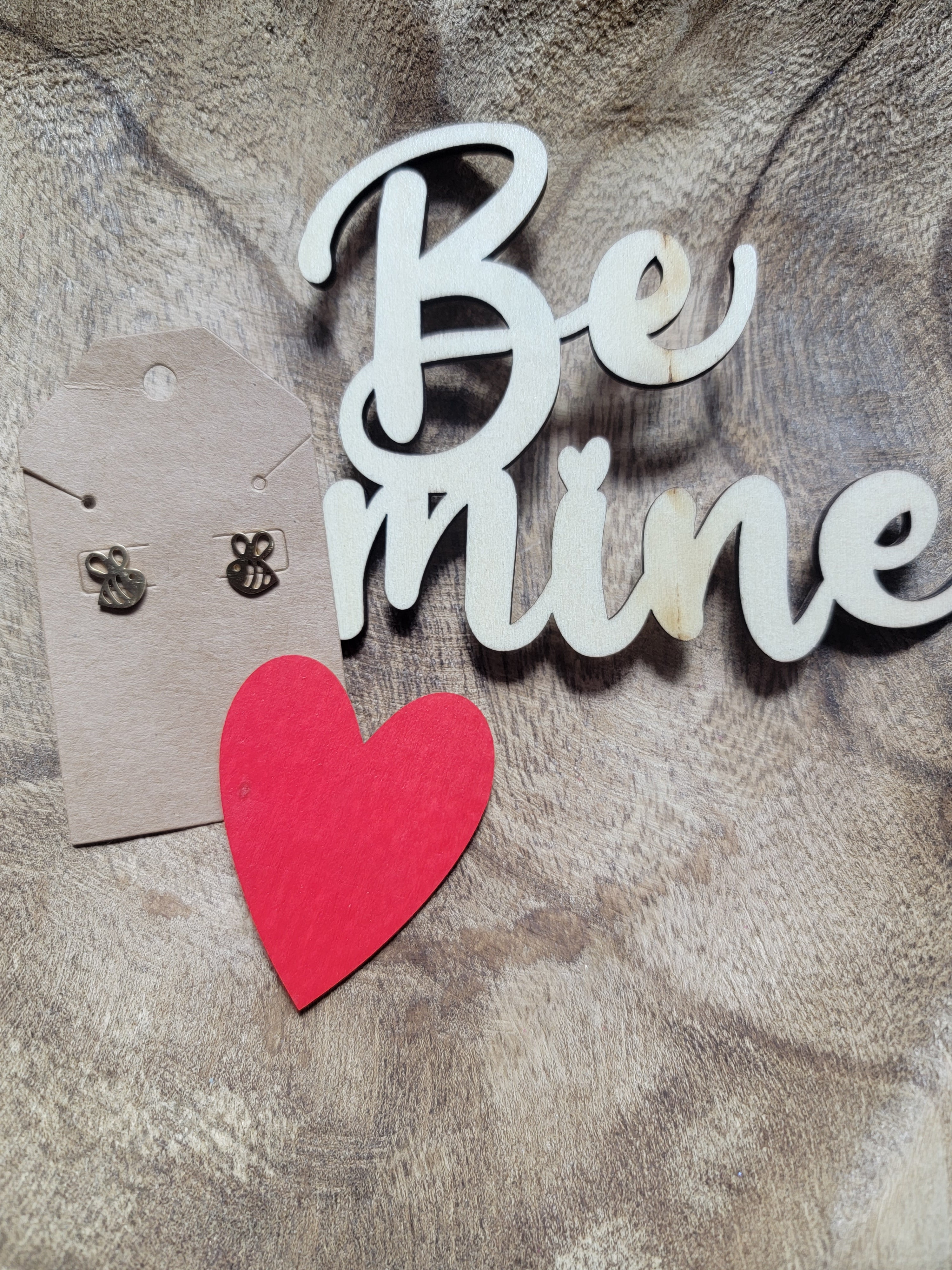 Tiny Bee 🐝 earrings.