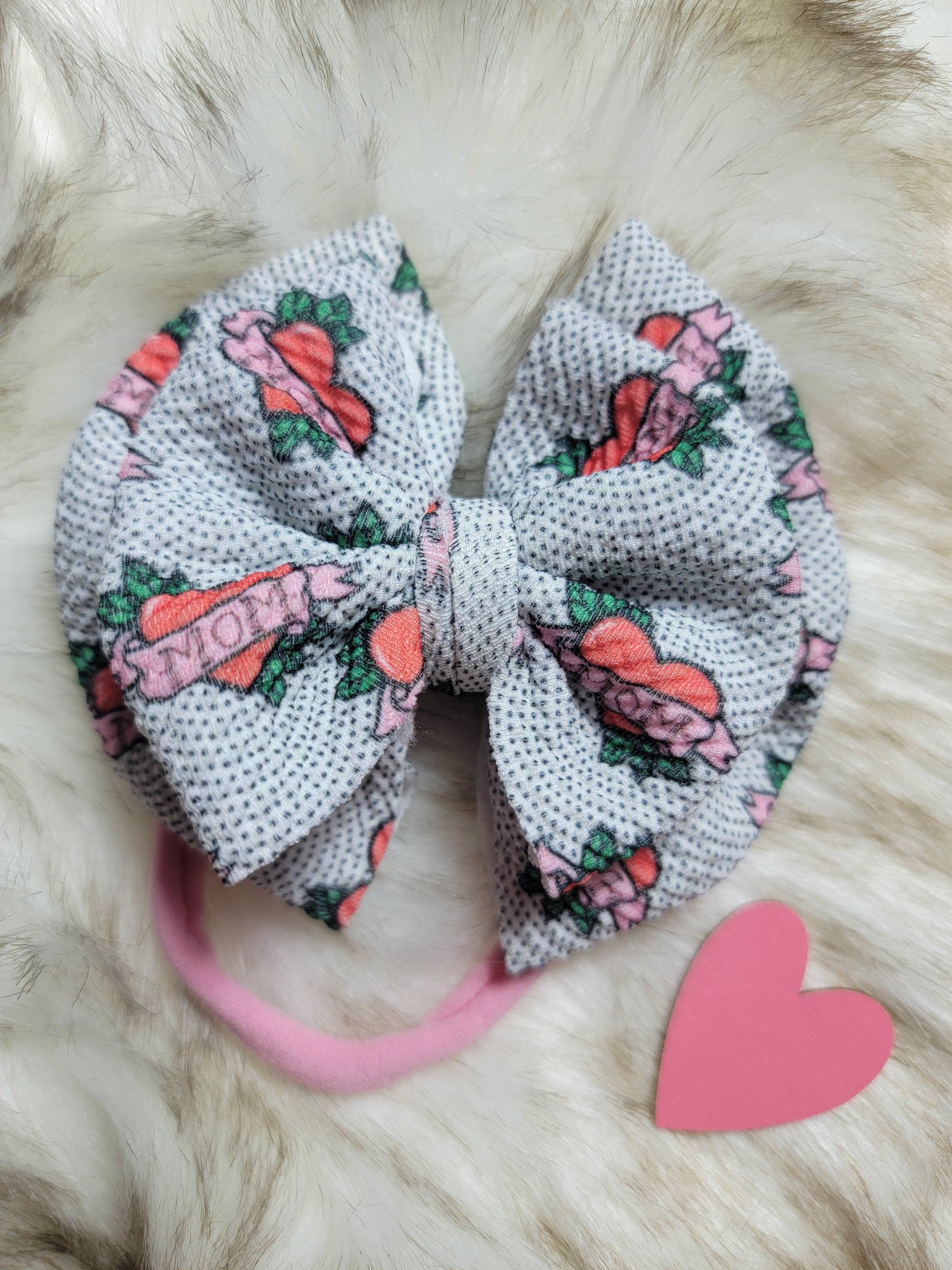 The "Love your Mama" Bow