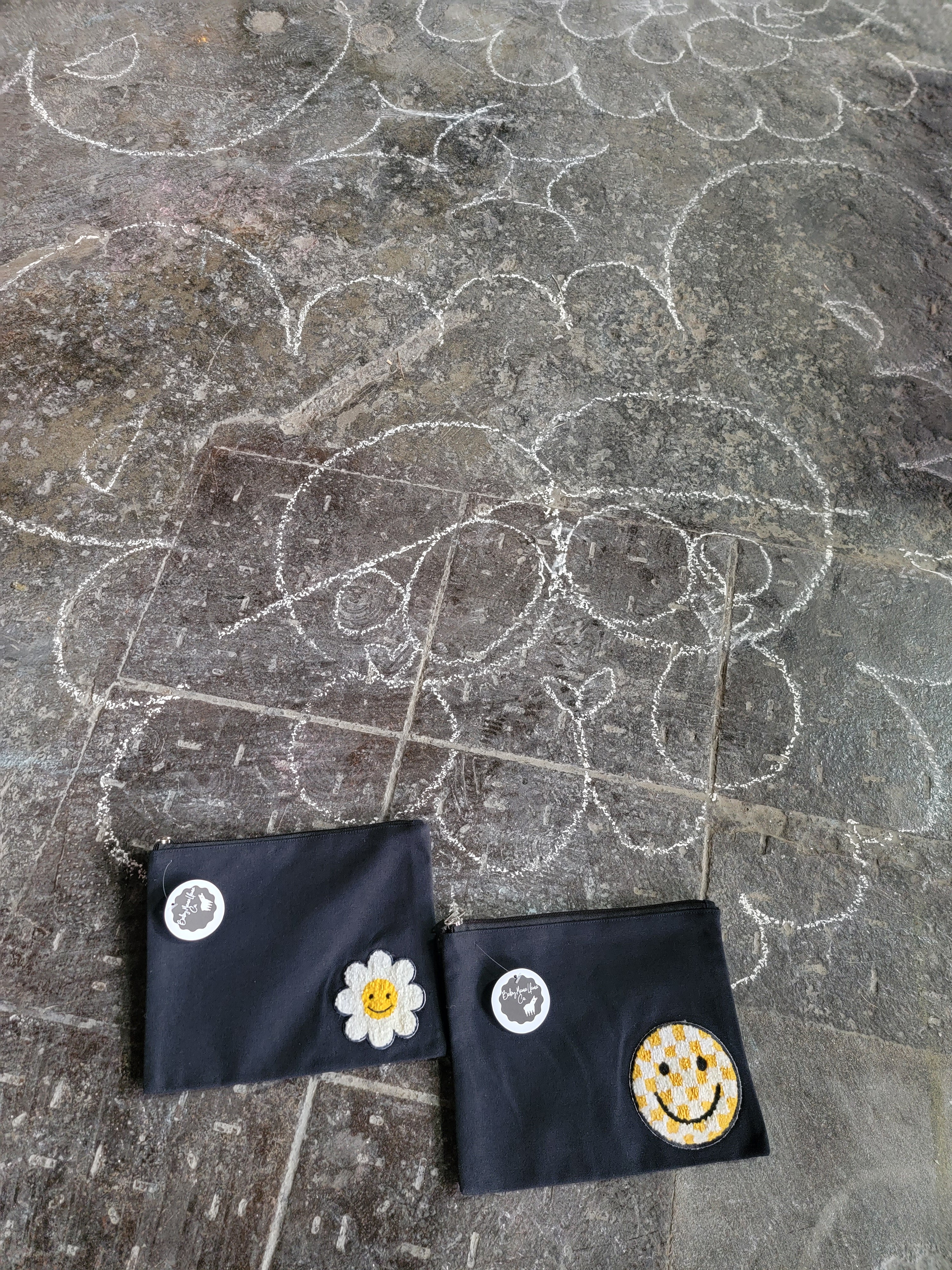 Daisy Canvas Zipper Pouch